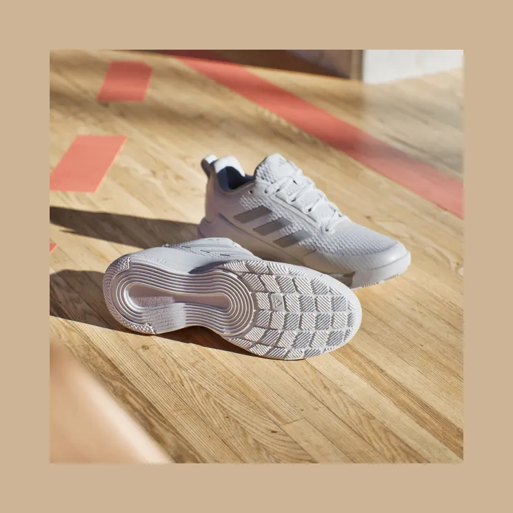adidas-novaflight IG1609