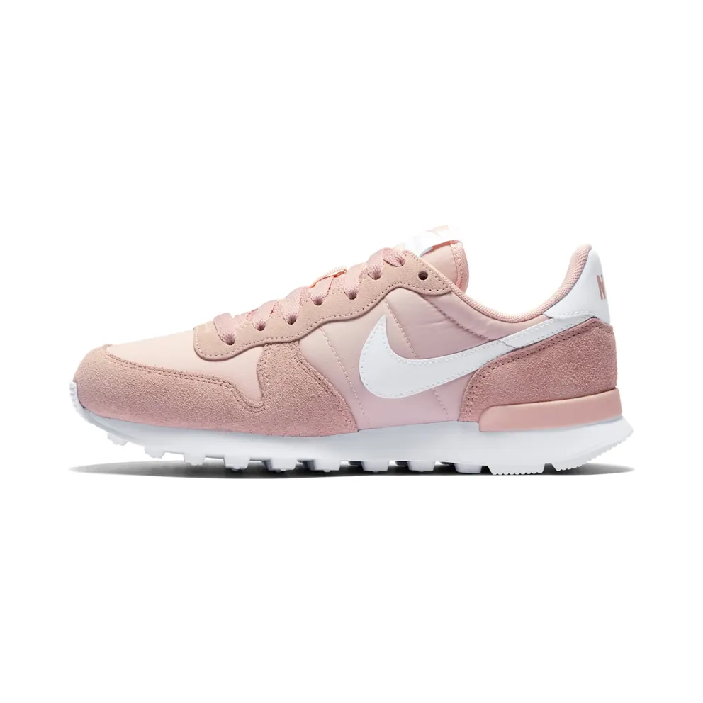 Nike Internationalist “Washed Coral / White” (828407-619)