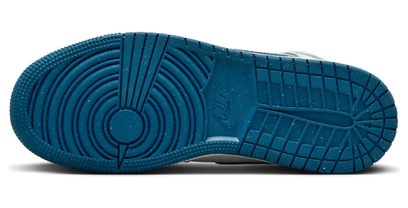 air-jordan-1 FN7432-141