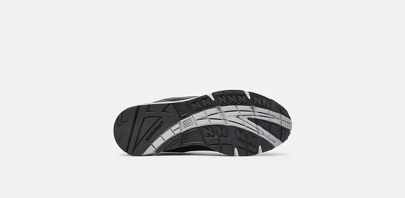 New Balance 991 “Harris Tweed – Black/Grey” (M991DJ)
