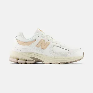 New Balance 2002 GS “Beige / White” (GC2002VF)