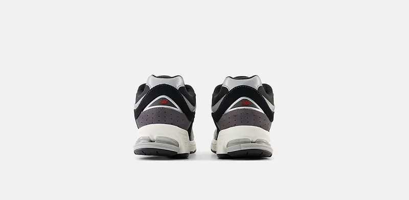 New Balance 2002R “Slate Grey / Black” (M2002RSG)