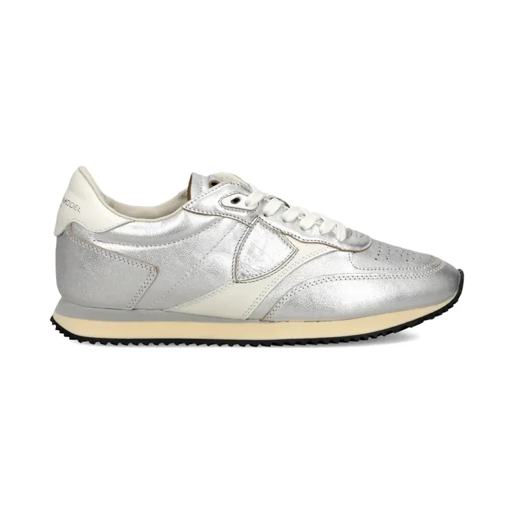 Philippe Model Paris Belville met geperforeerde vlakken “Silver” (BVLDM002)