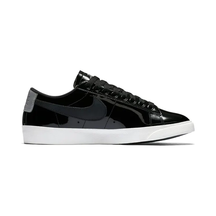 nike-blazer AA1557-001
