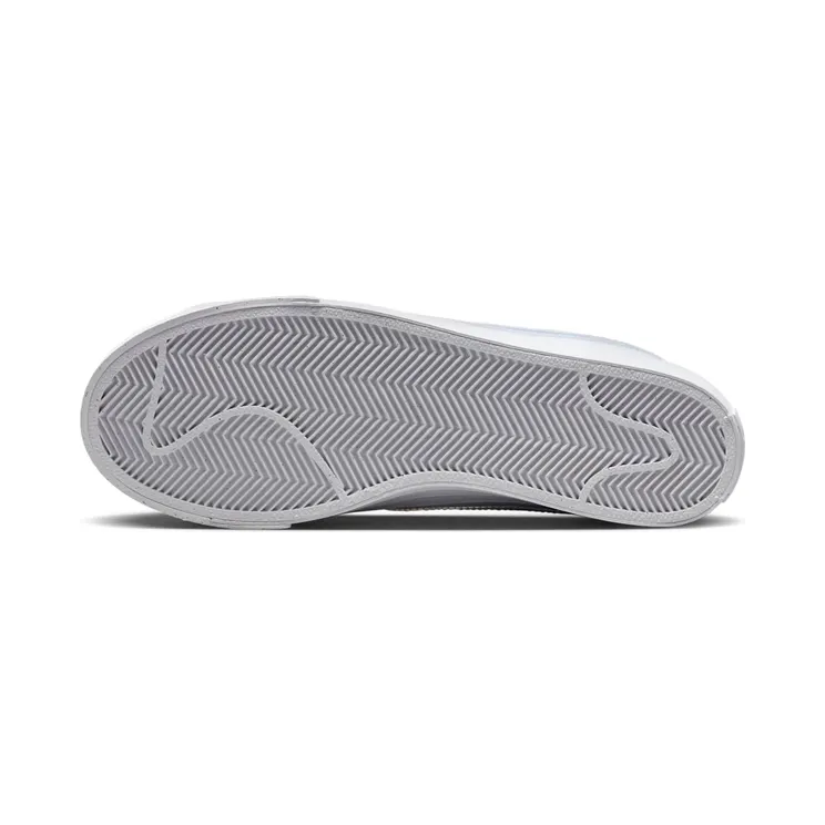 nikecourt FD0820-100