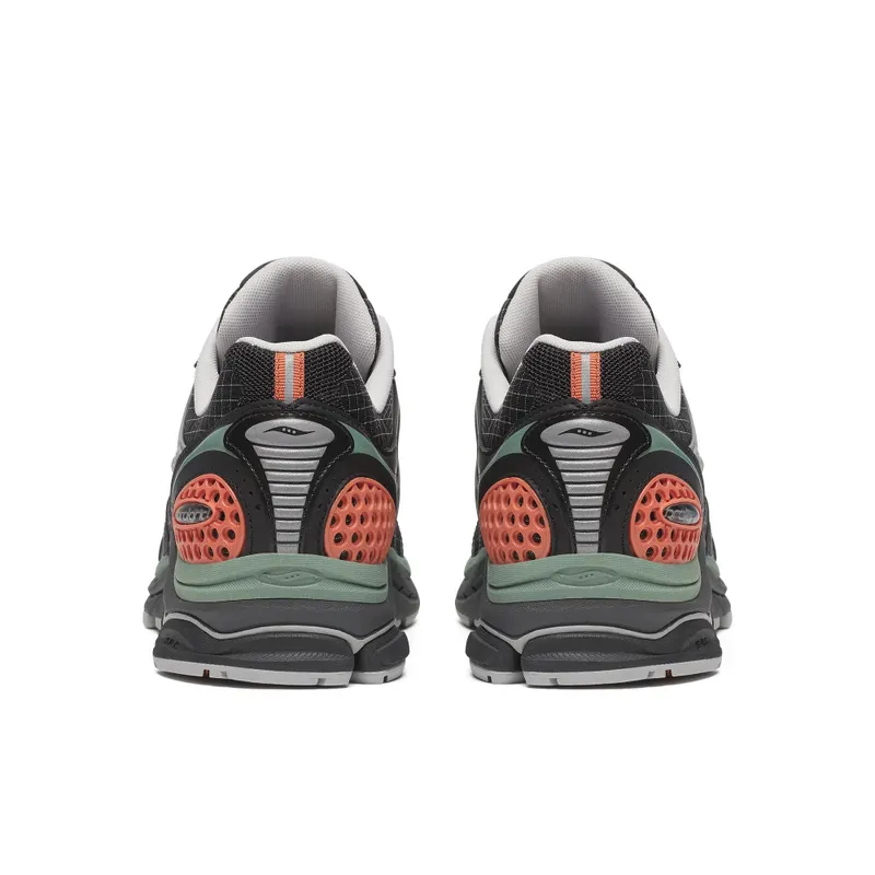SAUCONY ProGrid Triumph 4 “Shadow / Silver” (S70937-1)