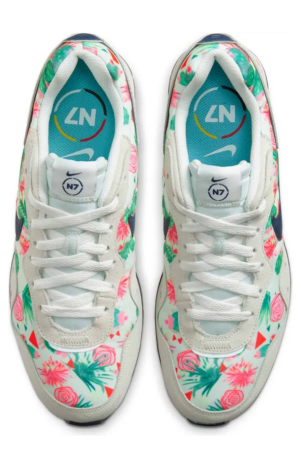 nike-venture-runner CV8983-001