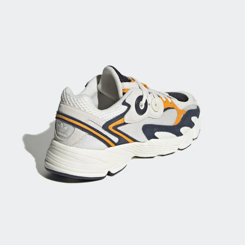 Adidas Astir Cloud White / Legend Ink / Collegiate Gold (HQ8865)