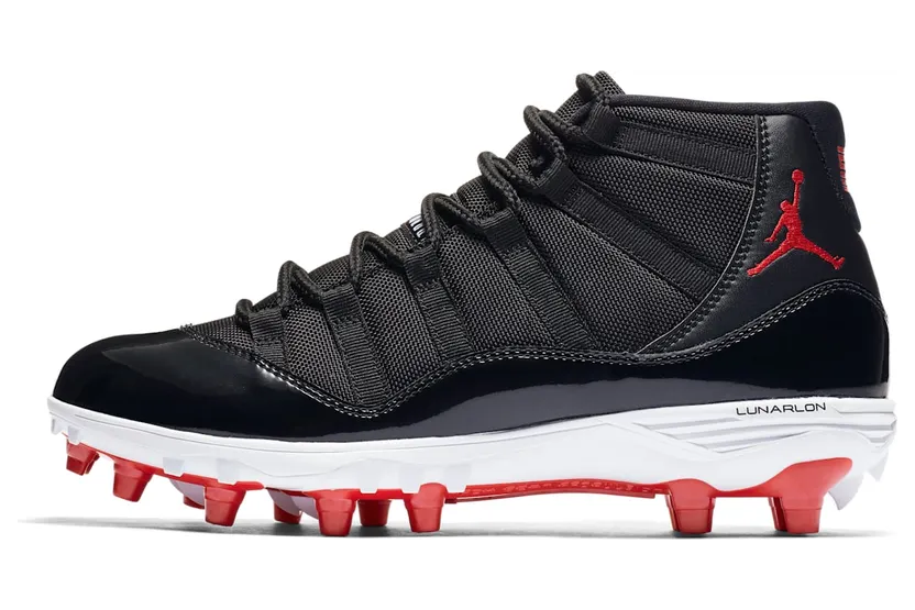Jordan 11 Retro Cleat Bred