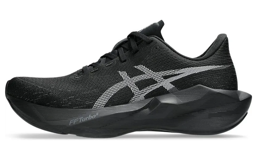 Asics Novablast™ 6 1011C243-002