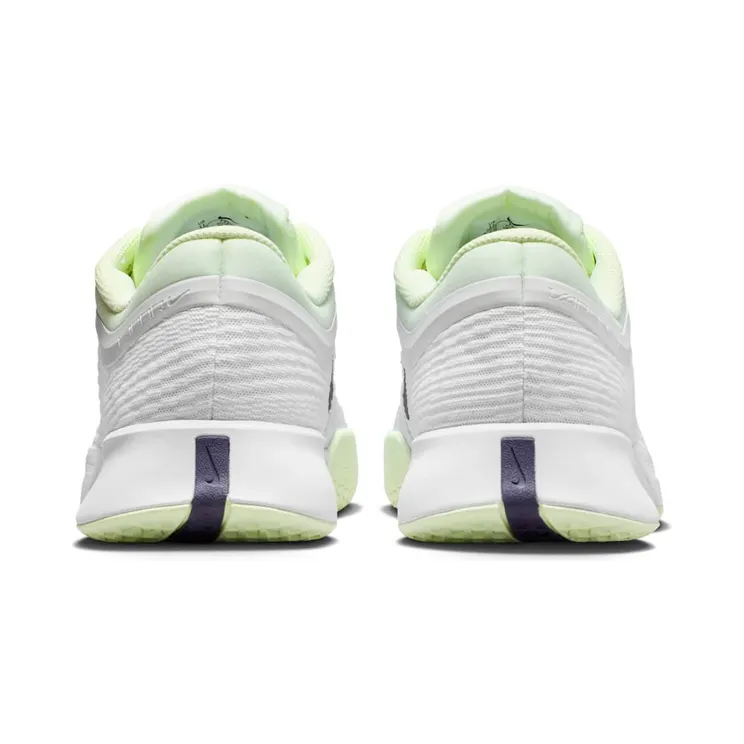 nikecourt FZ2161-108