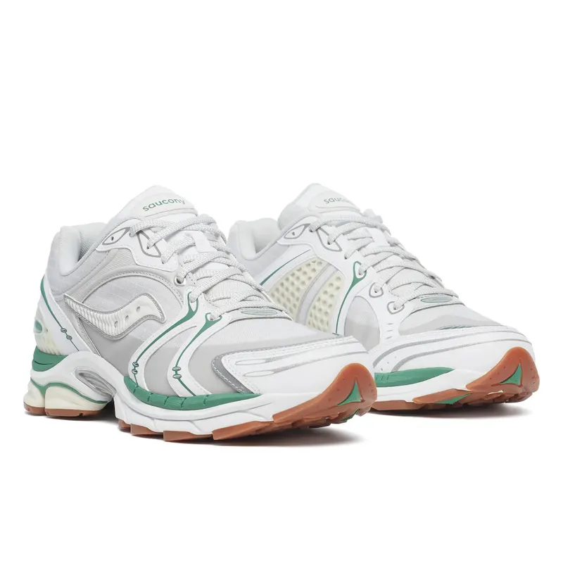 SAUCONY ProGrid Triumph 4 “Light Tan / Green” (S70935-2)