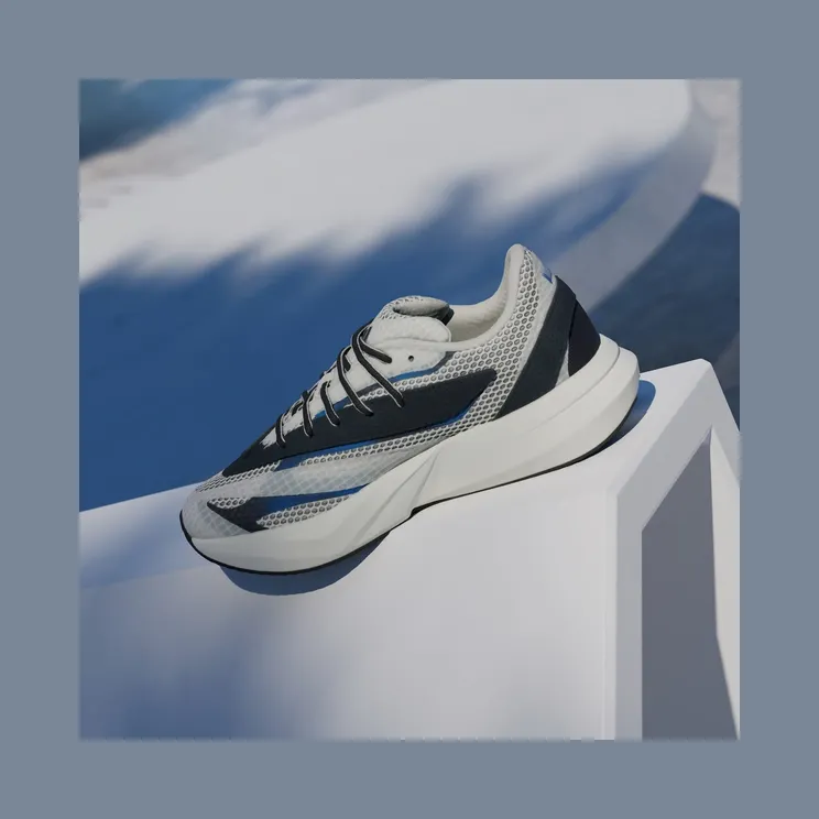 adidas-lightblaze HQ9344