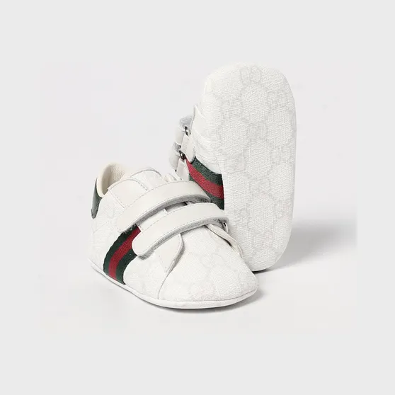 Gucci Sneakers White (812577FAEG79043)