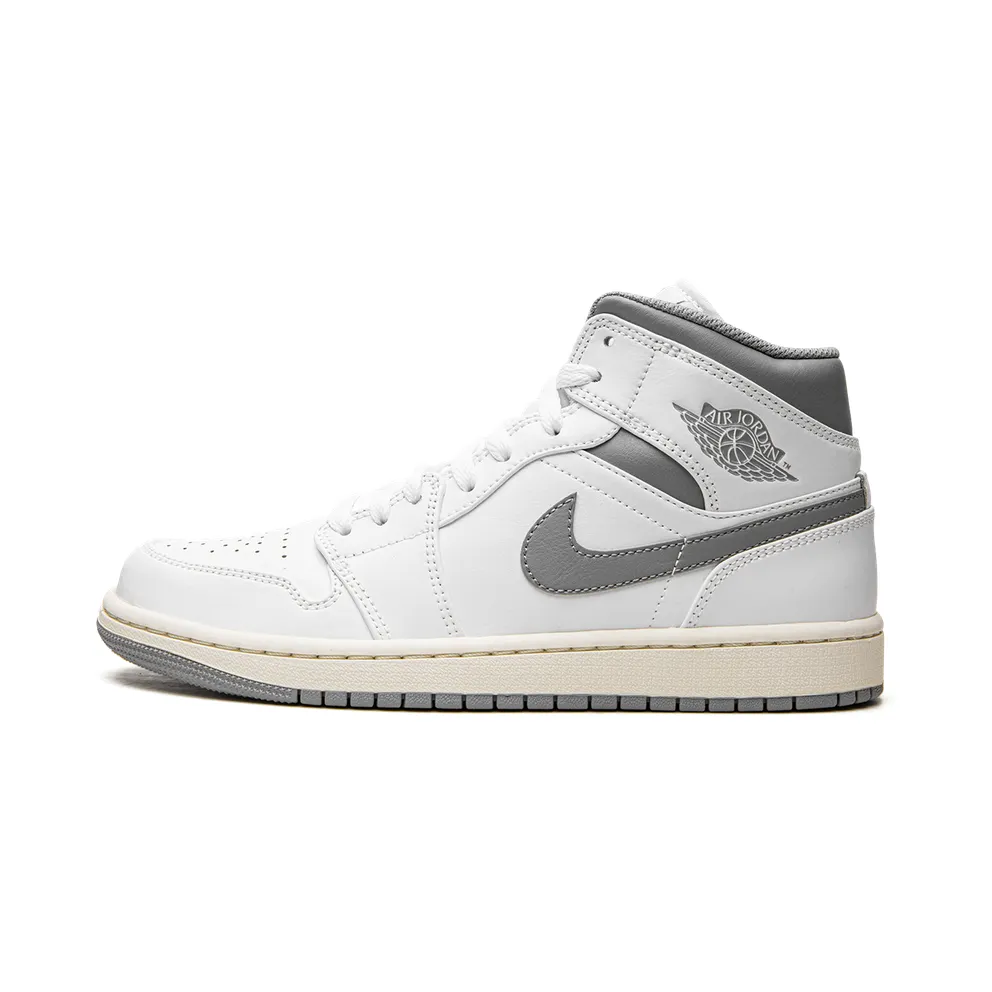 Air Jordan 1 Mid White (554724-135)