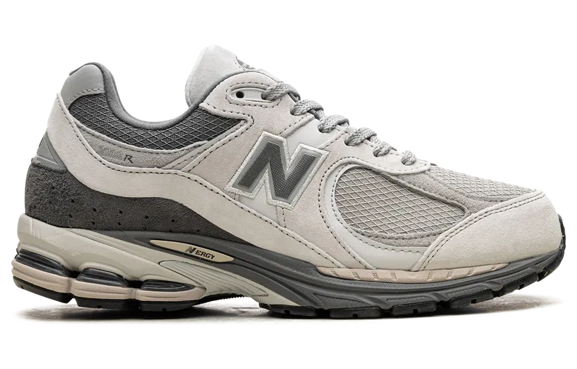 new-balance-2002r M2002RRW