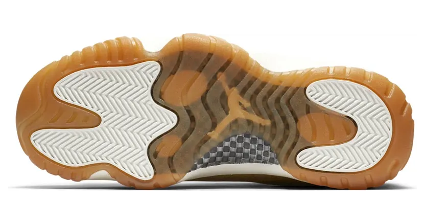 air-jordan-11 AR0715-200
