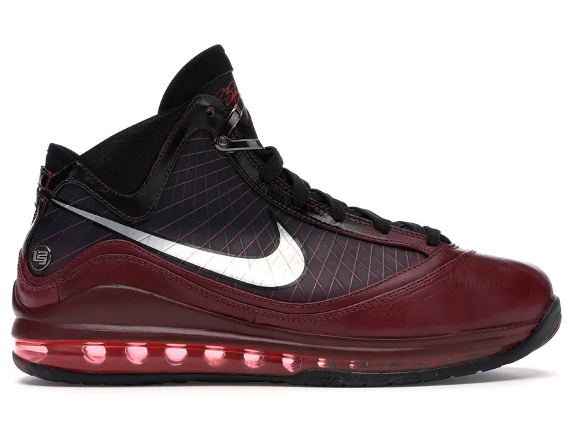 Nike Air Max LeBron 7 ‘Xmas’ Team Red/Mtllc Slvr-Blk-Ht Rd (375664-600)