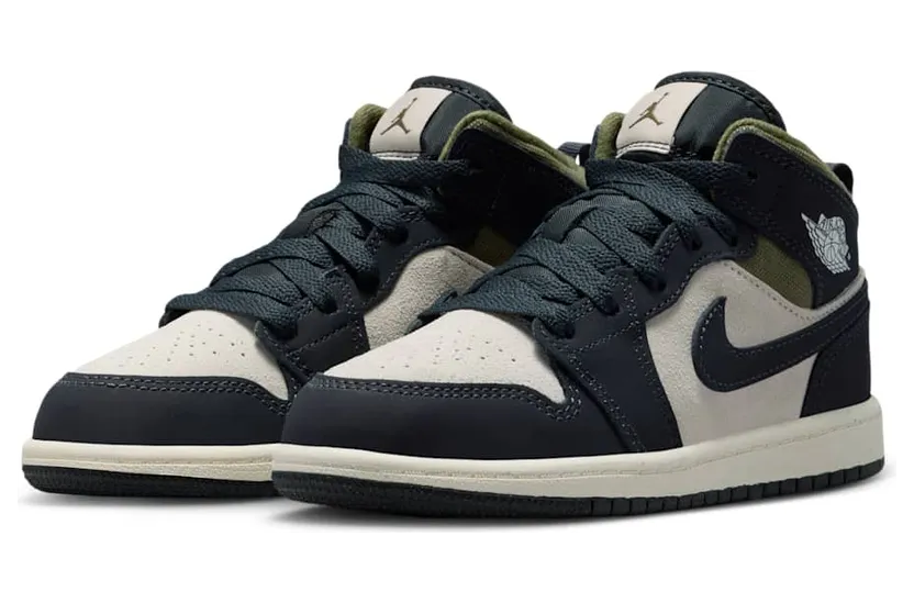 air-jordan-1 HV4444-102