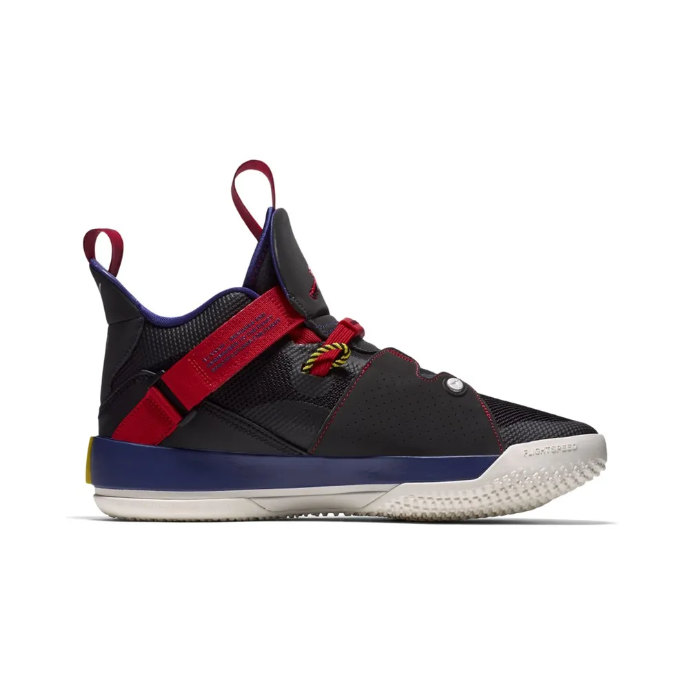 Jordan XXXIII Tech Pack (China Release) Black/Black-Dark Smoke Grey-Sail (BV5072-001)
