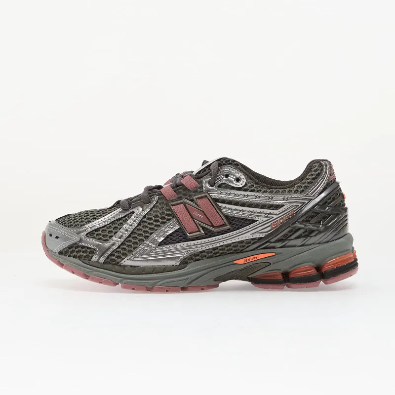 New Balance 1906 “Dark Silver Metallic / Rosewood” (U190629R)