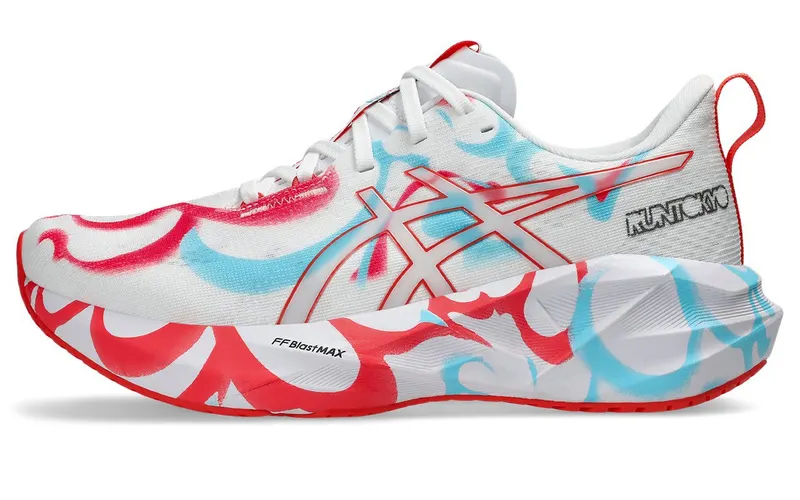 ASICS Novablast 5 Tokyo Marathon (1012B888-100)