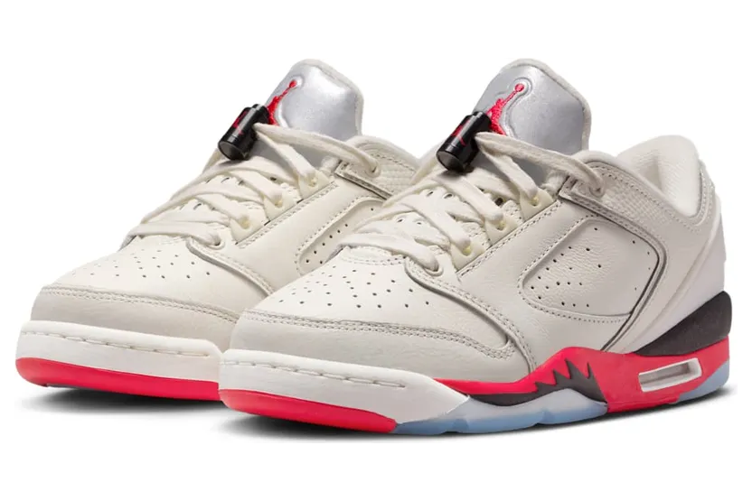 jordan-sneaker IO1866-100