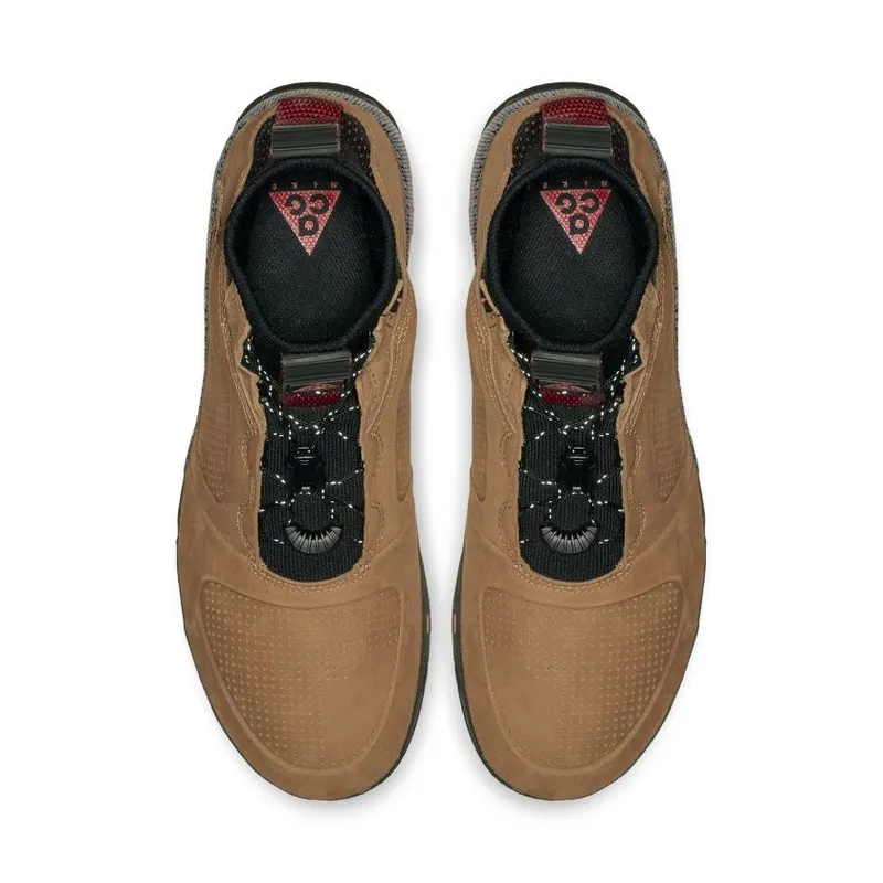 Nike ACG Ruckel Ridge Light British Tan Light British Tan/Light British Tan-Habanero Red-Black (AQ9333-226)
