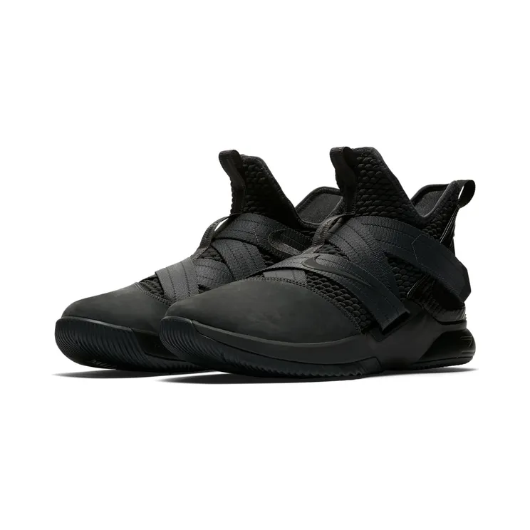 nike-lebron AO4054-002