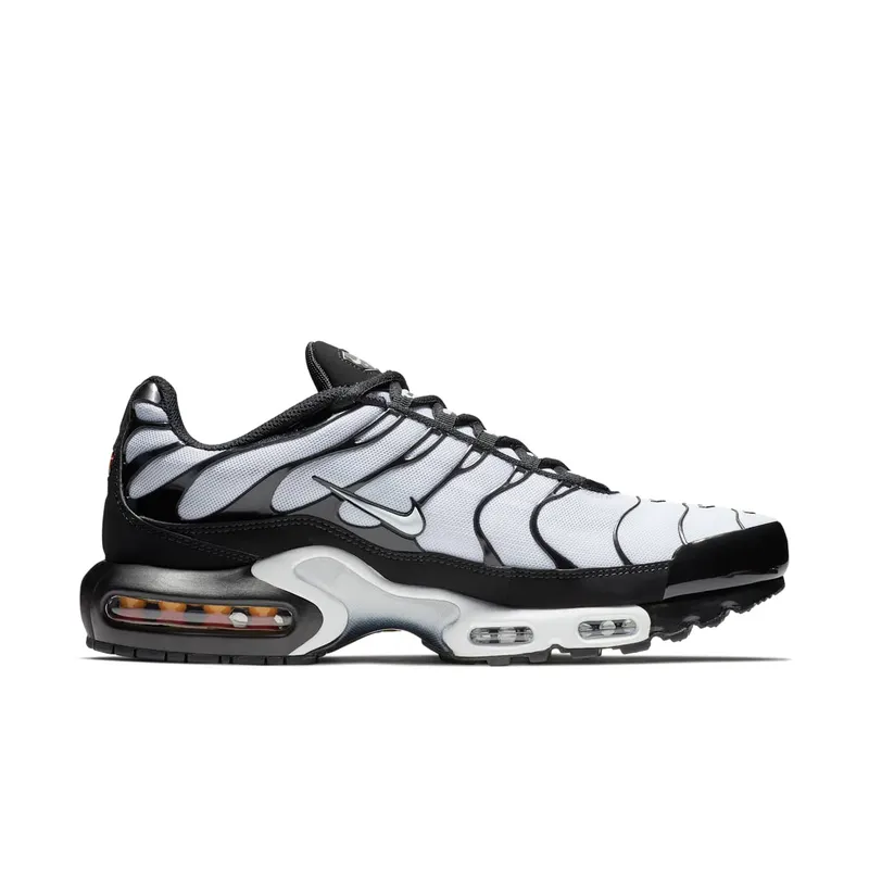 Nike Air Max Plus “Oreo” (852630-032)