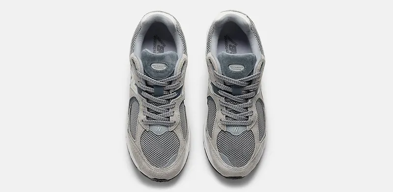 New Balance M2002RST (Grey) – M2002RST