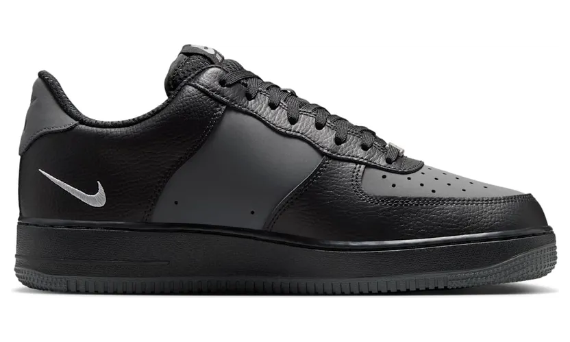 nike-air-force IR1475-010