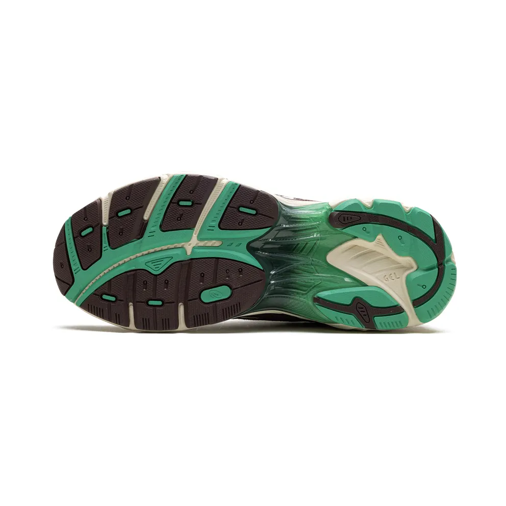GT-2160 “EARLS COLLECTION x ASICS GT-2160” (1203A493-100)