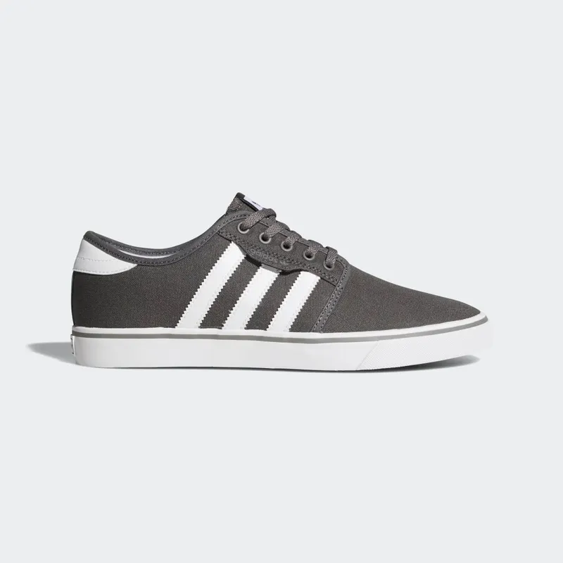 adidas Seeley Grey / Cloud White / Core Black (AQ8528)