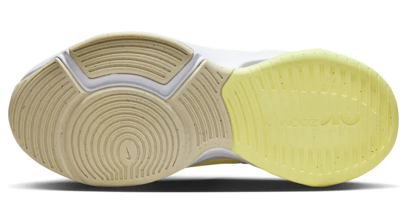 nike-zoom DR5720-105