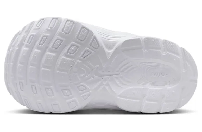 nike-v5-rnr HQ6413-103