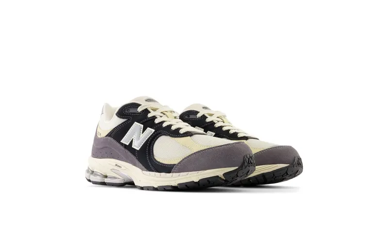 New Balance 2002R “Magnet Timberwolf” (M2002RSH)