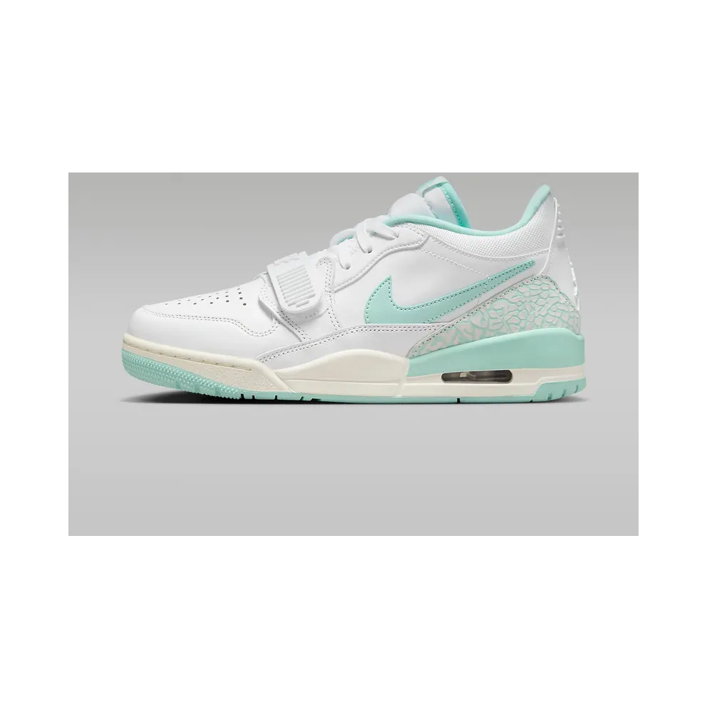 Jordan Legacy 312 Low “White / Sail / Light Dew” (HJ9041-100)