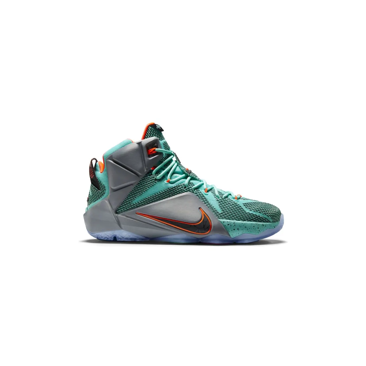 nike-lebron-12 684593-301