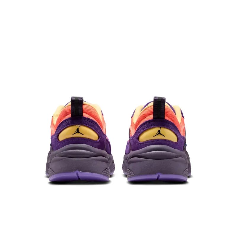 Jordan Trunner O/S SP “Birght Mango Eggplant” (IQ5649-800)