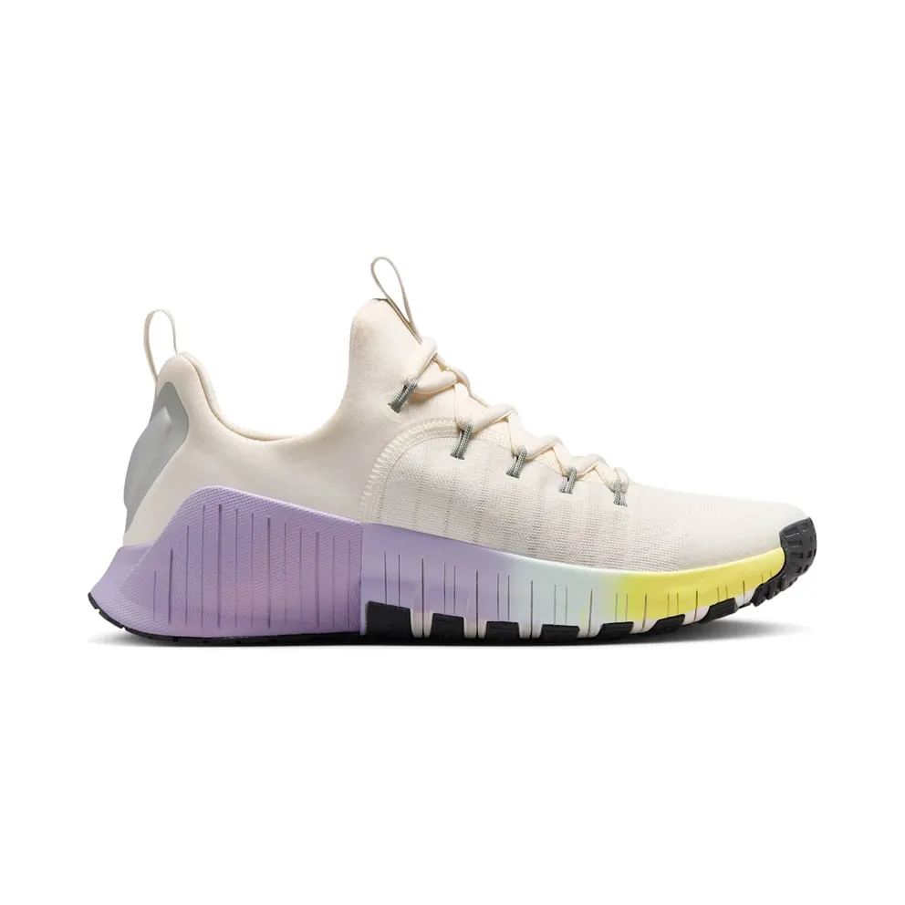 Nike Free Metcon 6 SE “Phantom Black Hydrangeas Metallic Silver” (HJ6214-001)