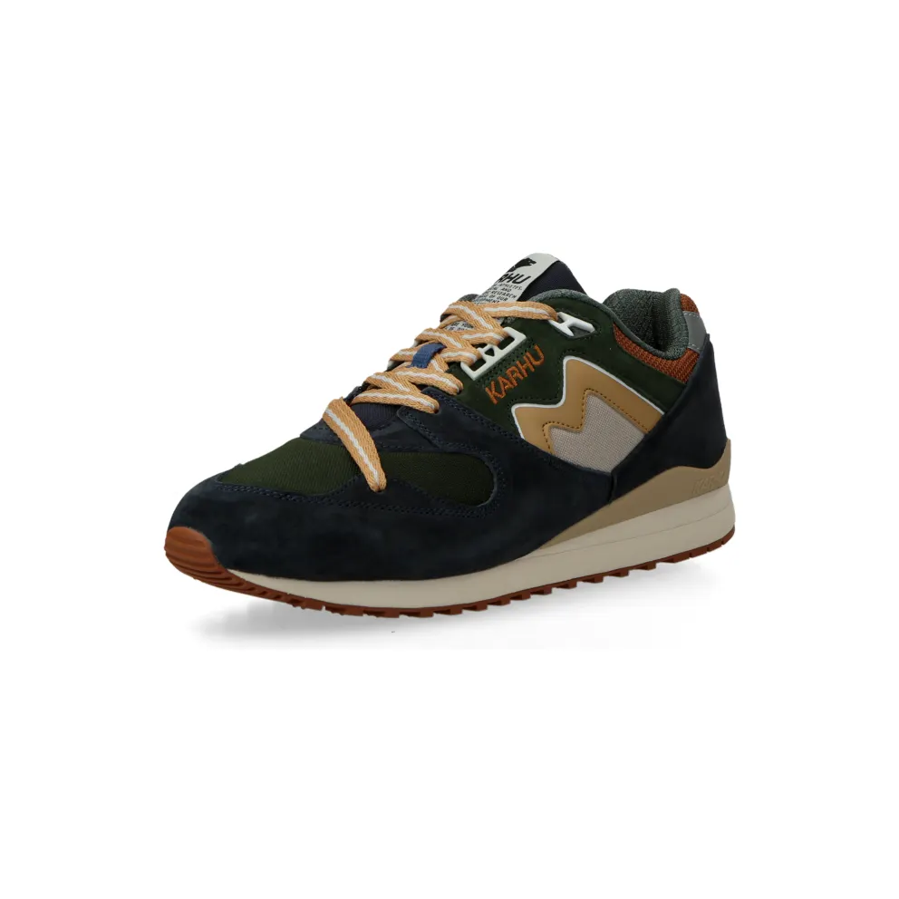 Karhu Synchron Classic (India Ink / Kombu Green) – F802681