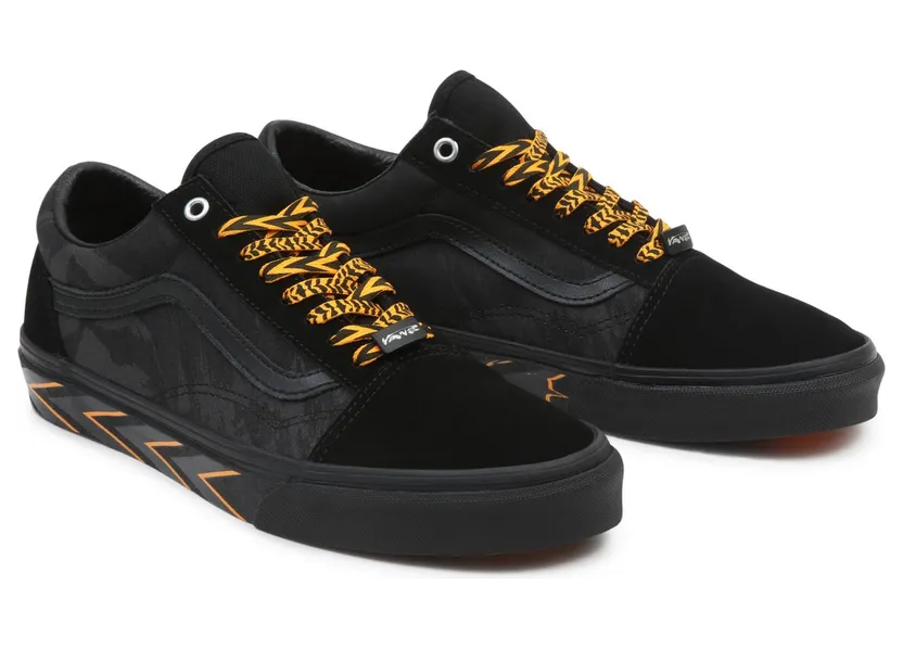 VANS Year Of The Tiger Old Skool Schoenen Zwart (VN000ZDFBLK)