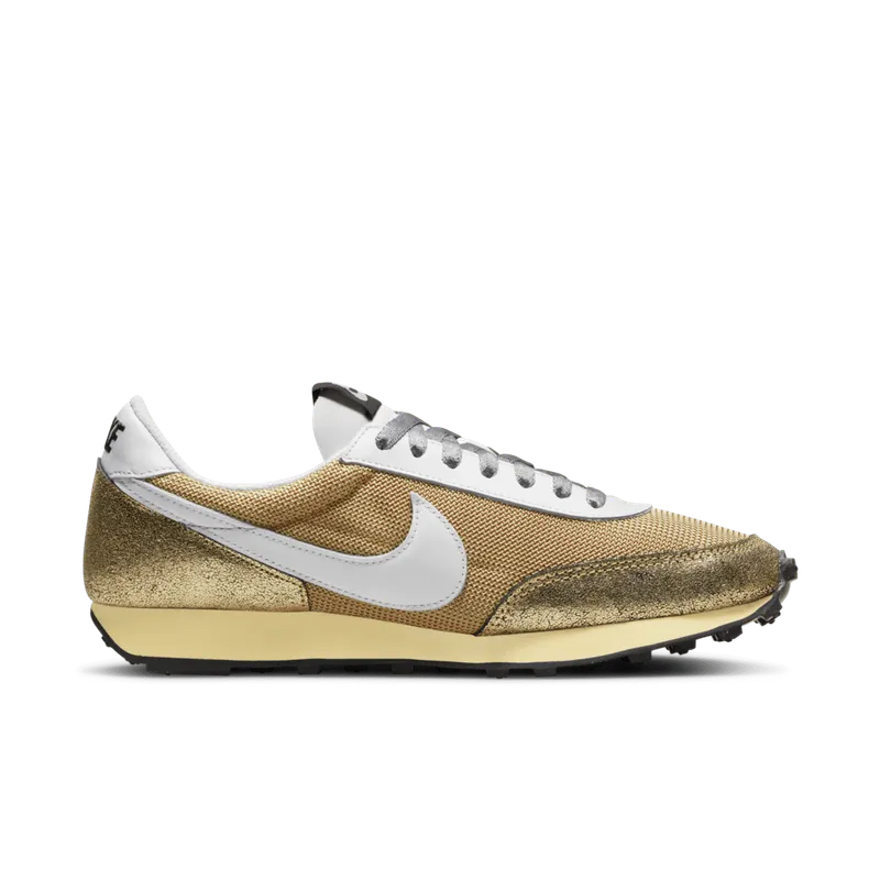 Nike Daybreak Golden Gals (W) (DO5883-700)