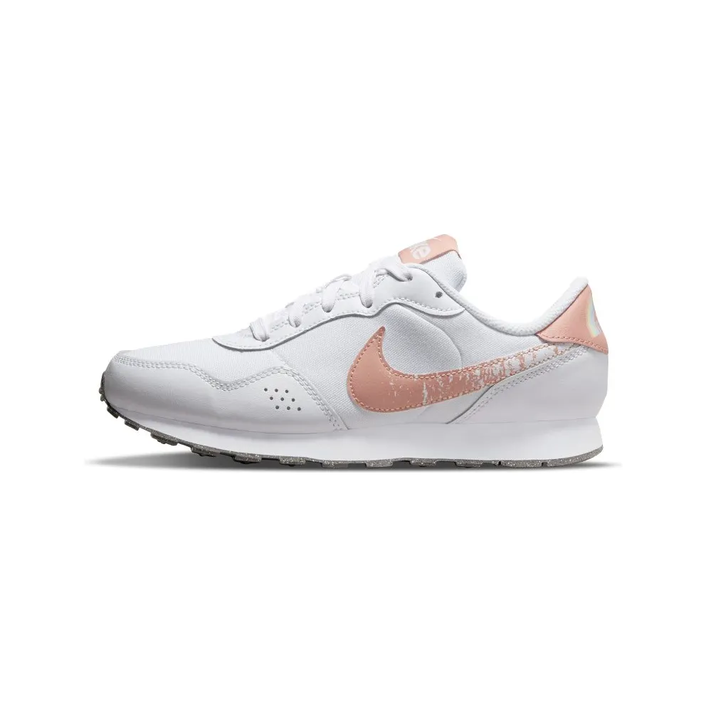Nike MD Valiant SE Older Kids’ White (DM1273-100)