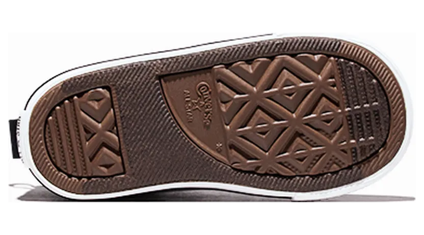 converse-chuck-taylor-all-star A04826C