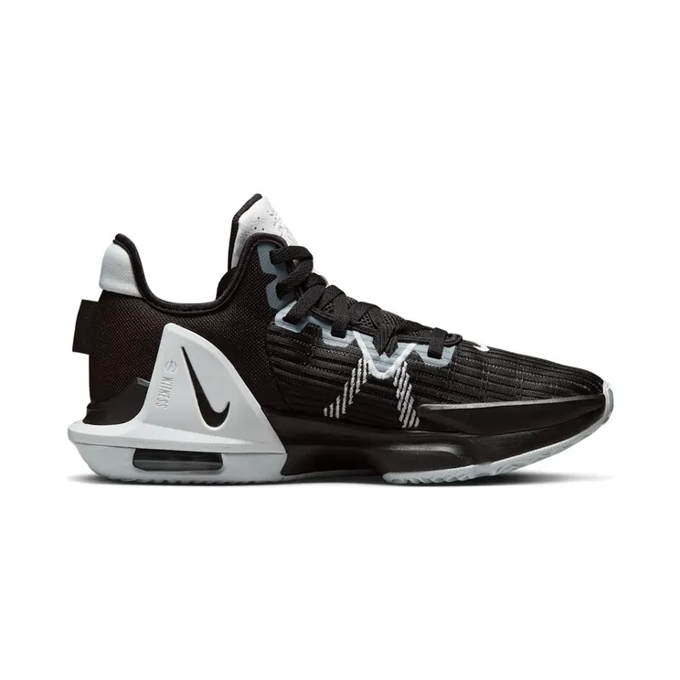 lebron-witness-6 DO9843-002