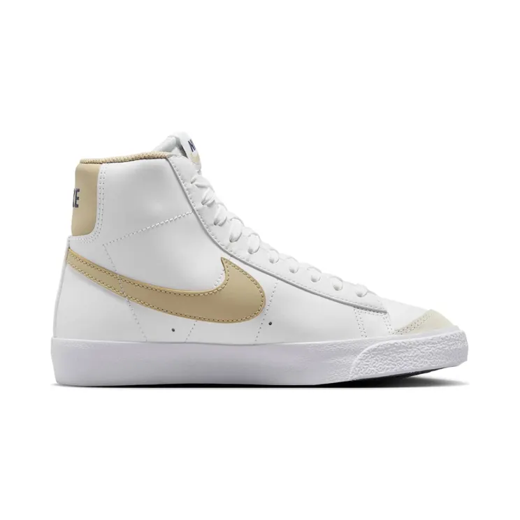 nike-blazer DA4086-127