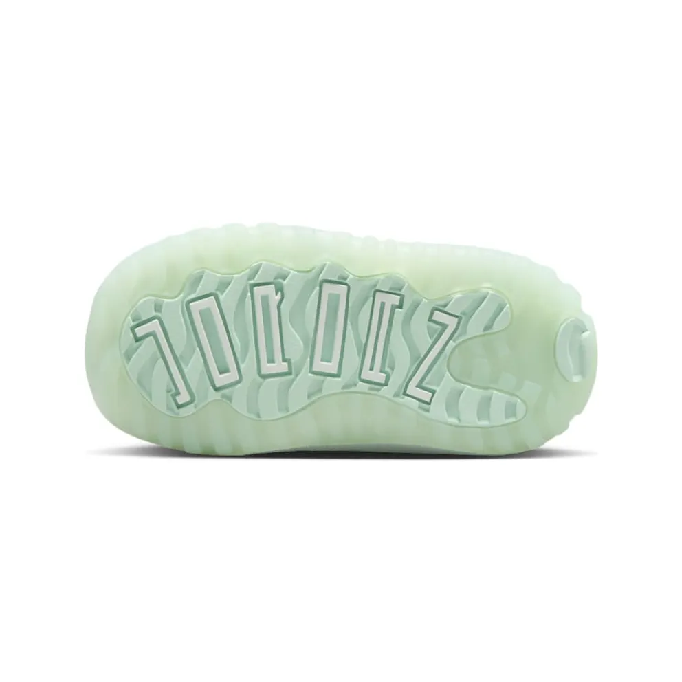 Air Jordan 11 Low TD “Igloo” (645107-103)
