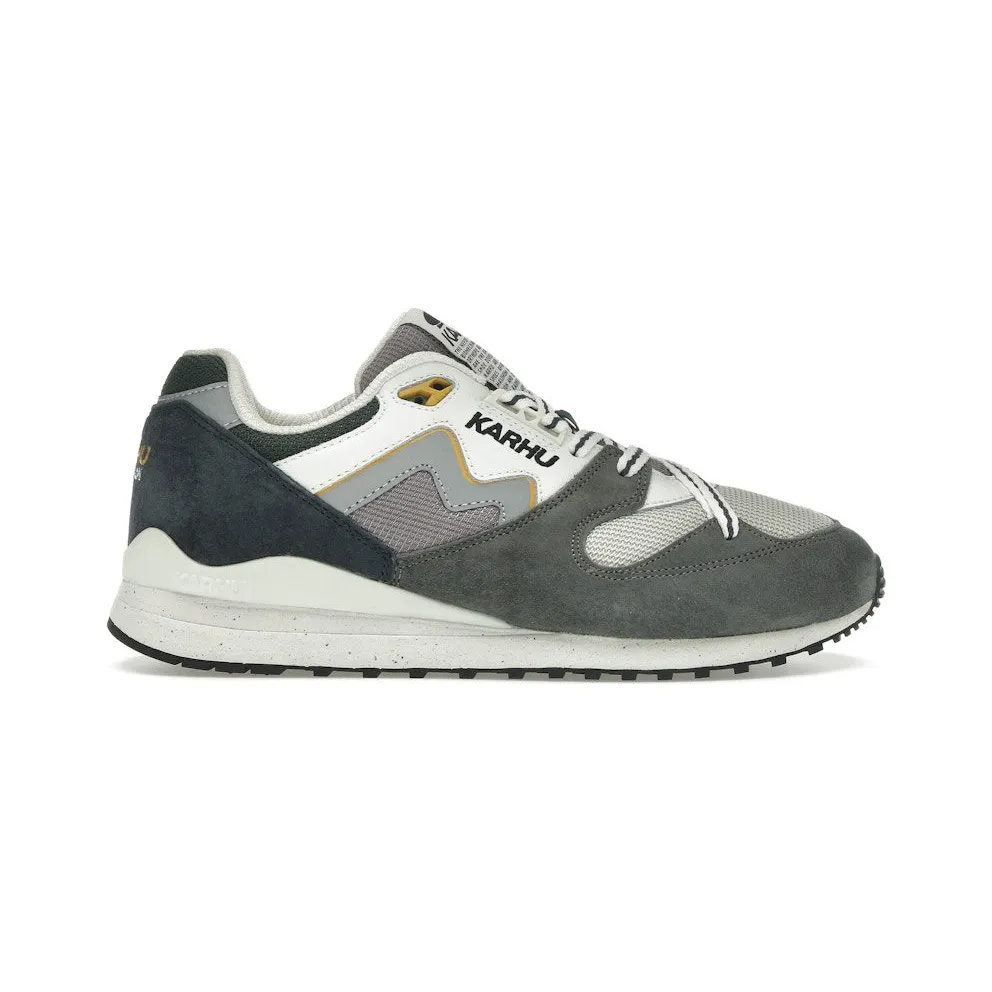 Karhu Synchron Classic Gunmetal (F802670)